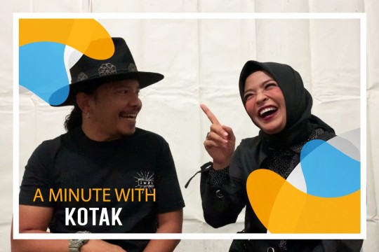 A Minute With - Kotak