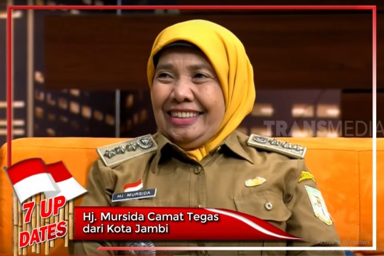 Hj. Mursida Camat Tegas Dari Jambi