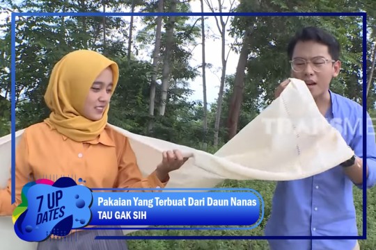 Pakaian Yang Terbuat Dari Daun Nanas