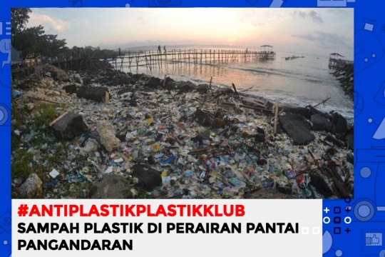 Pantai Pangandaran Dicemari Sampah Plastik