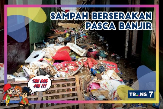 Sampah Berserakan Pasca Banjir Di Jabodetabek