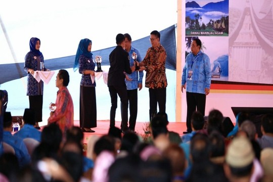 TRANS7 Mendapat Anugerah Jurnalistik Adinegoro